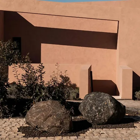 מלון Domes Novos Santorini, Autograph Collection